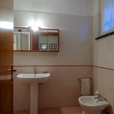La Porta Sulle Cinque Terre - House With Pool * Pignone